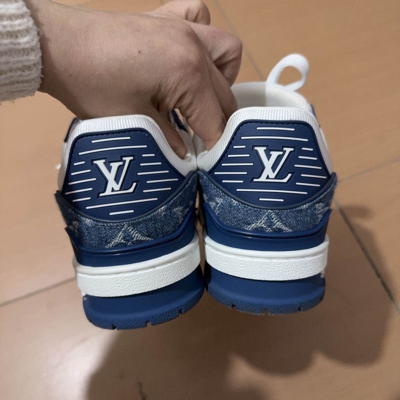 Louis Vuitton Louis Vuitton Vintage Trainer Sneakers in Blue and White 0079 Size US 5.5 / EU 38 - 3 Thumbnail