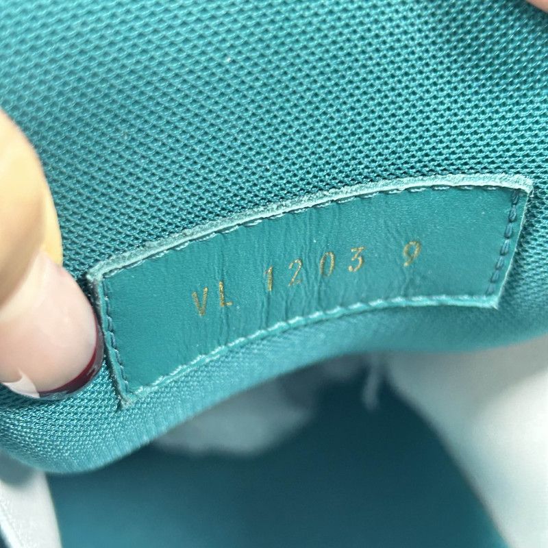 Louis Vuitton Louis Vuitton Trainer Maxi White and Teal Sneakers 0079 Size US 9.5 / EU 42-43 - 5 Thumbnail
