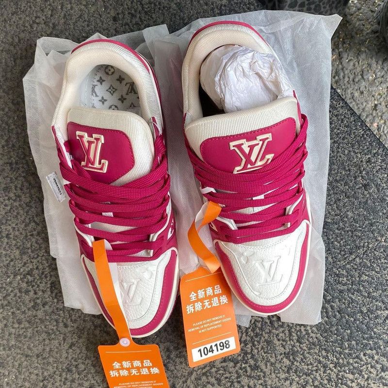 Louis Vuitton Louis Vuitton Trainer Low Top Fashion Sneakers 0079 Size US 8.5 / EU 41-42 - 2 Thumbnail