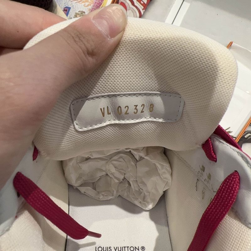 Louis Vuitton Louis Vuitton Trainer Low Top Fashion Sneakers 0079 Size US 8.5 / EU 41-42 - 5 Thumbnail