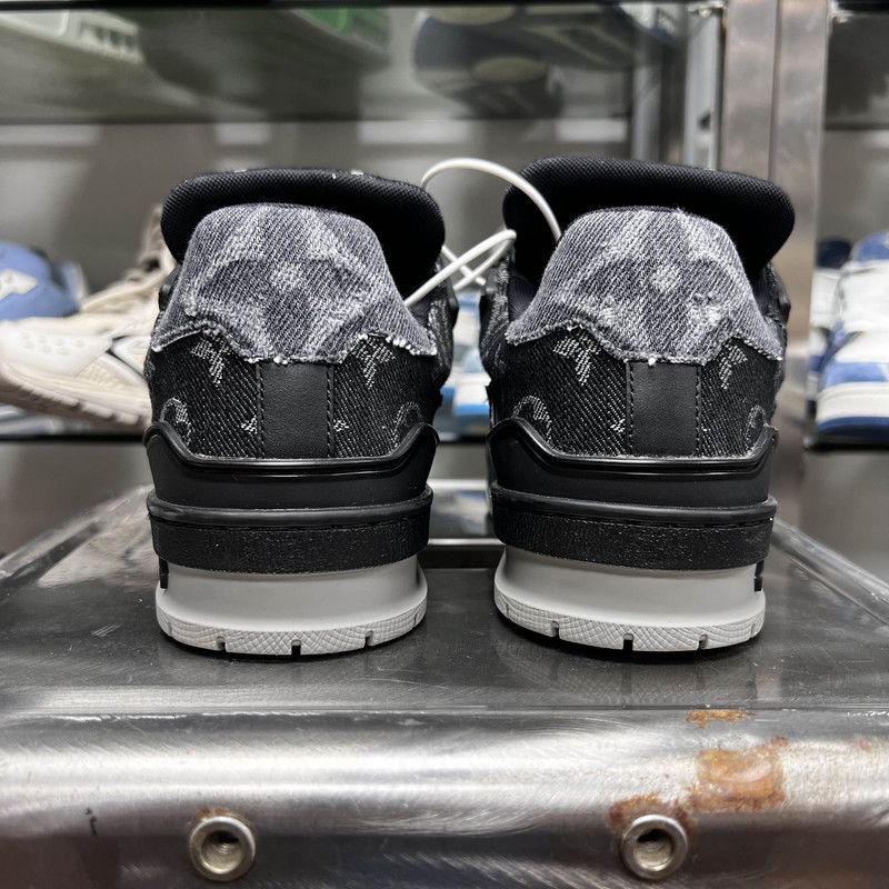 Louis Vuitton Louis Vuitton Trainer Low-Top Sneakers in Black 0079 Size US 6.5 / EU 39-40 - 3 Thumbnail