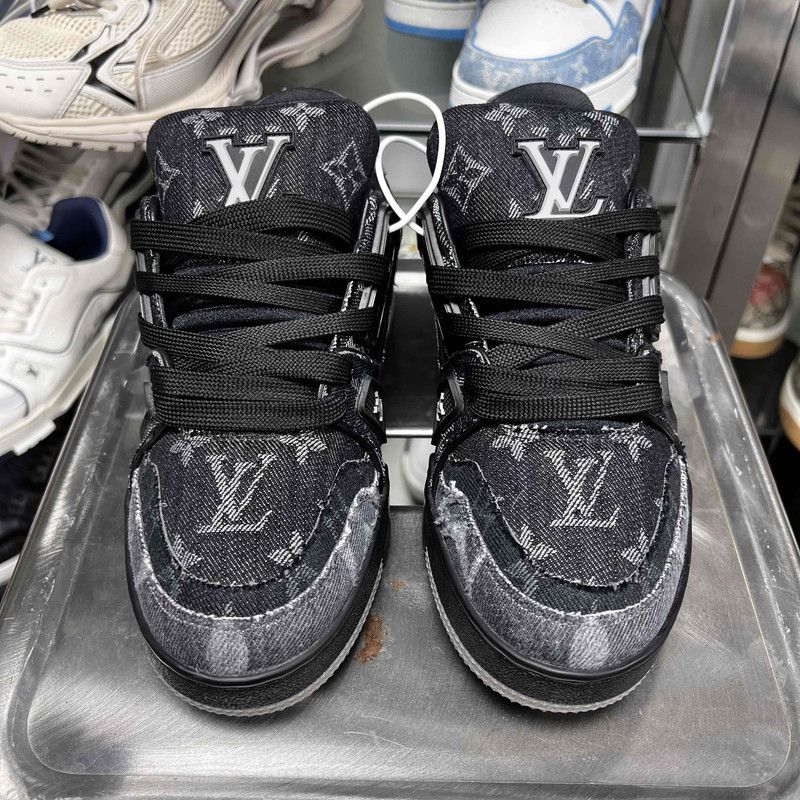 Louis Vuitton Louis Vuitton Trainer Low-Top Sneakers in Black 0079 Size US 6.5 / EU 39-40 - 2 Thumbnail