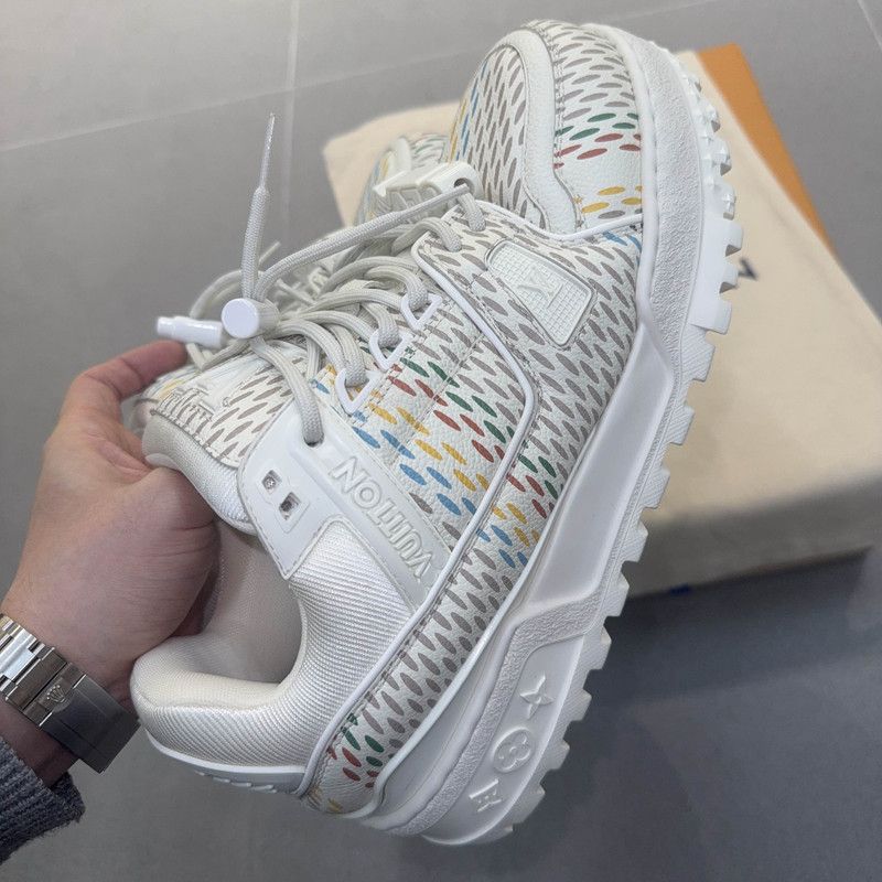 Louis Vuitton Louis Vuitton Trainer Low Top Sneakers for Men 0079 Size US 7.5 / EU 40-41 - 11 Thumbnail