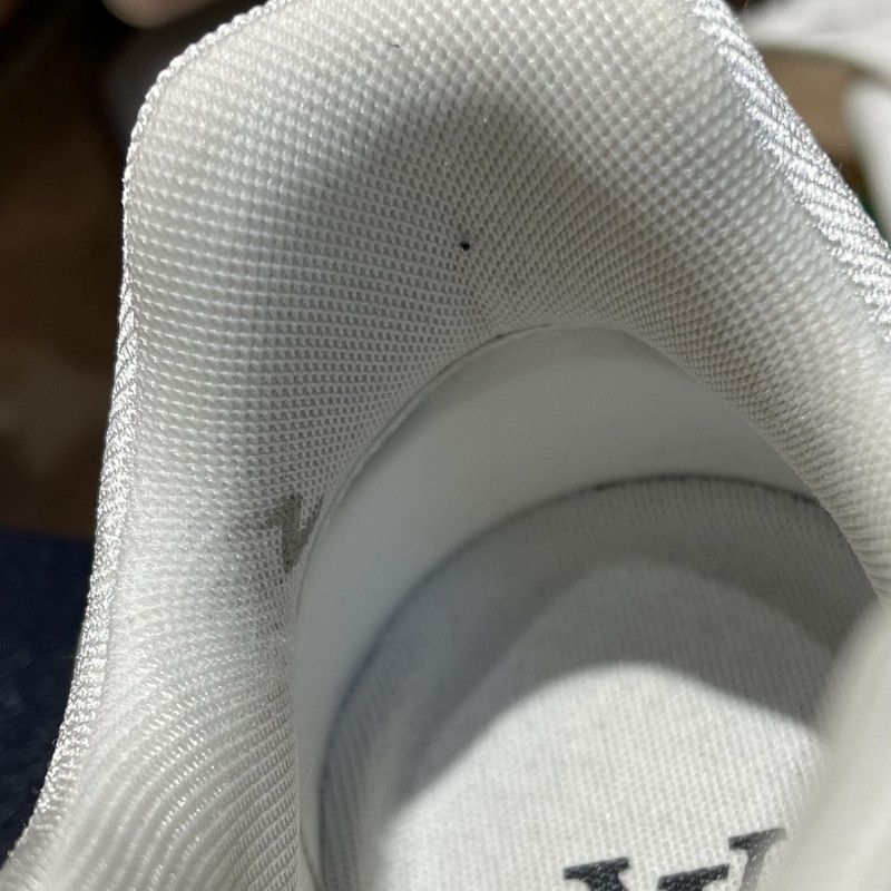 Louis Vuitton Louis Vuitton Low-Top Trainer in Gray and White 0079 Size US 6.5 / EU 39-40 - 14 Thumbnail