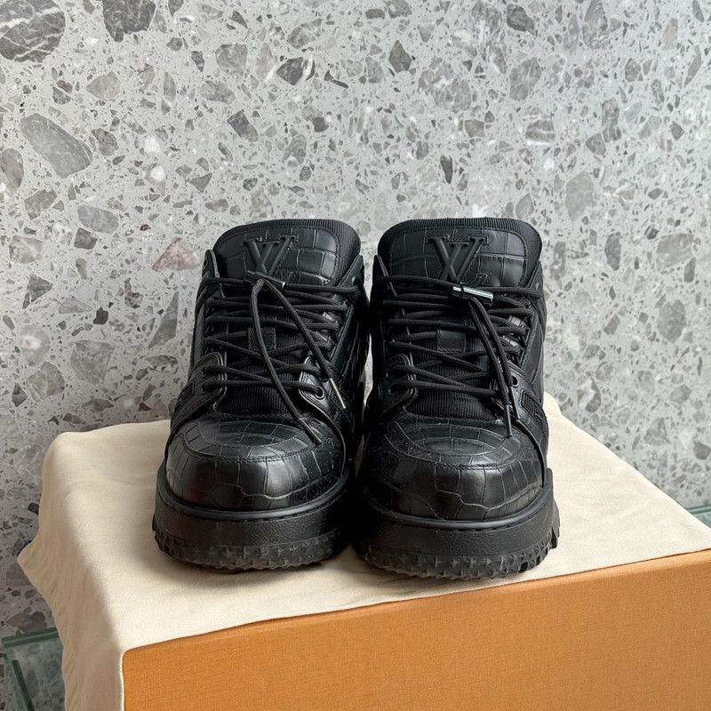 Louis Vuitton Louis Vuitton Trainer Maxi Black Low-Top Sneakers