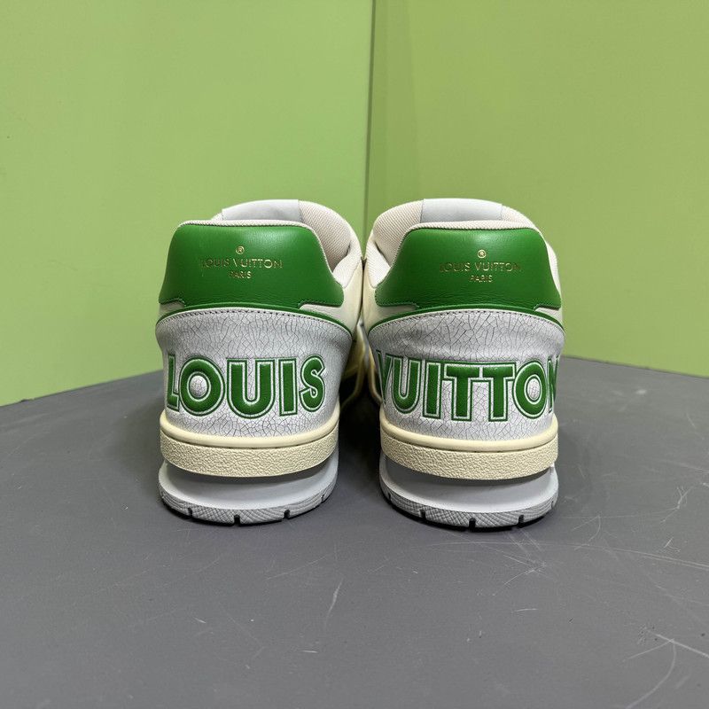 Louis Vuitton Louis Vuitton Classic Pattern Retro Sneakers for Men 0079 Size US 10.5 / EU 43-44 - 3 Thumbnail