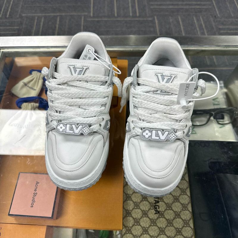 Louis Vuitton Louis Vuitton Trainer Maxi Leather Low Top Sneakers 0079 Size US 5.5 / EU 38 - 2 Thumbnail