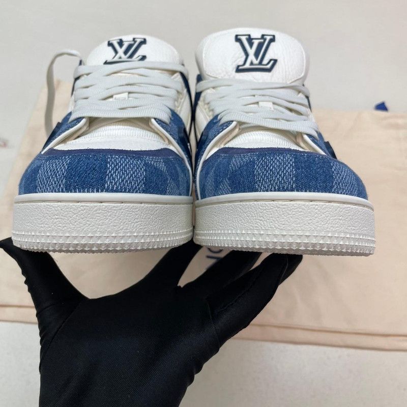 Louis Vuitton Louis Vuitton Trainer Low-Top Sneakers for Everyone 0079 Size US 10.5 / EU 43-44 - 19 Thumbnail