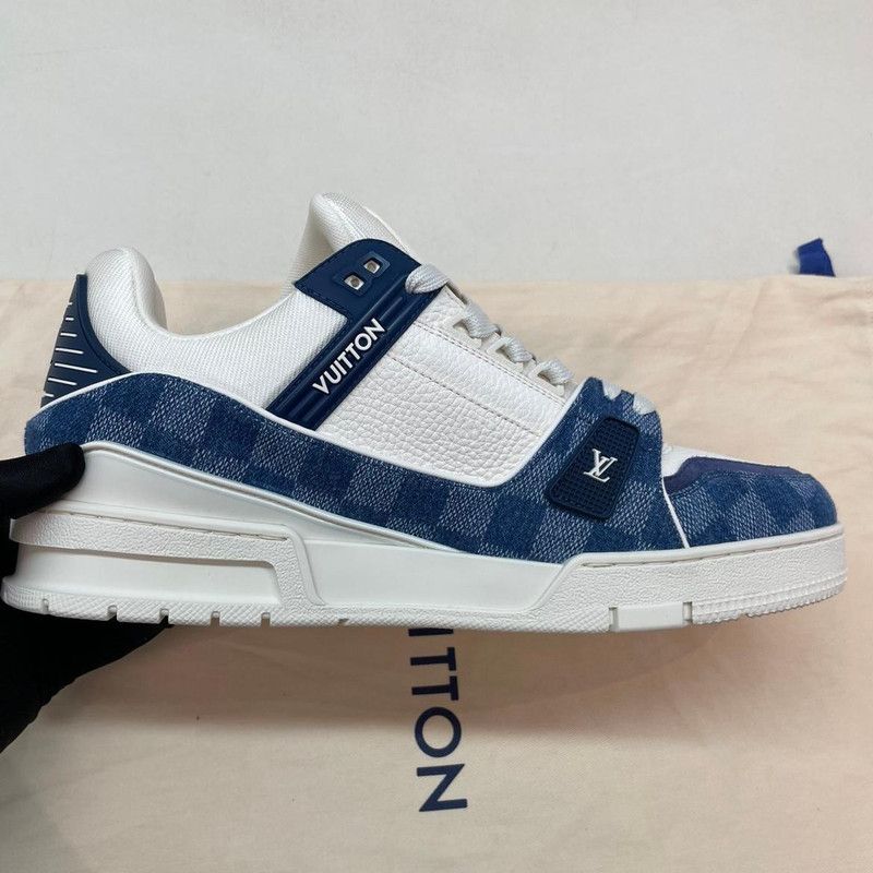 Louis Vuitton Louis Vuitton Trainer Low-Top Sneakers for Everyone 0079 Size US 10.5 / EU 43-44 - 14 Thumbnail