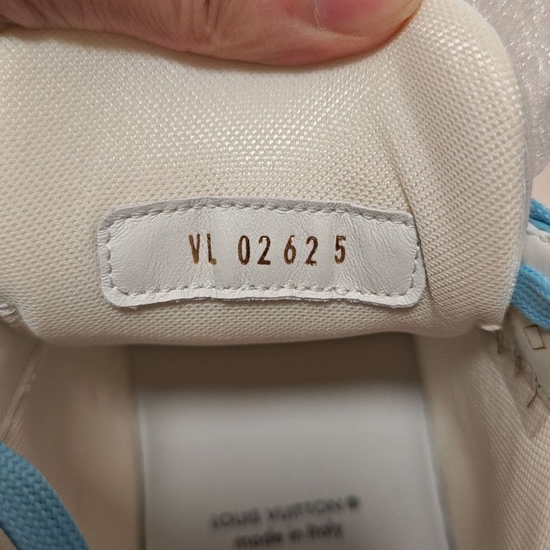 Louis Vuitton Louis Vuitton Trainer Low-Top Sneakers in Sky Blue 0079 Size US 8 / EU 41 - 5 Thumbnail