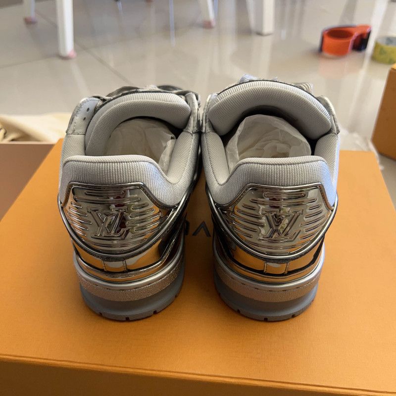 Louis Vuitton Louis Vuitton Metallic Trainer Low-Top Sneakers 0079 Size US 8 / EU 41 - 3 Thumbnail