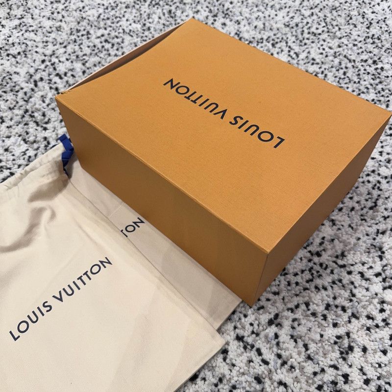 Louis Vuitton Louis Vuitton Luxembourg Black and White Sneakers 0079 Size US 9.5 / EU 42-43 - 6 Thumbnail