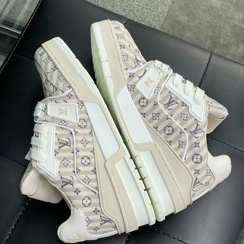 Louis Vuitton Louis Vuitton Trainer Low-Top Fashion Sneakers 0079 Size US 7.5 / EU 40-41 - 6 Thumbnail