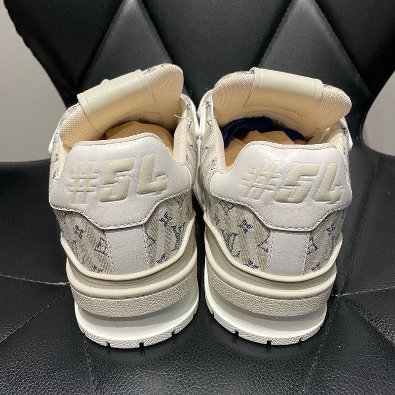 Louis Vuitton Louis Vuitton Trainer Low-Top Fashion Sneakers 0079 Size US 7.5 / EU 40-41 - 9 Thumbnail