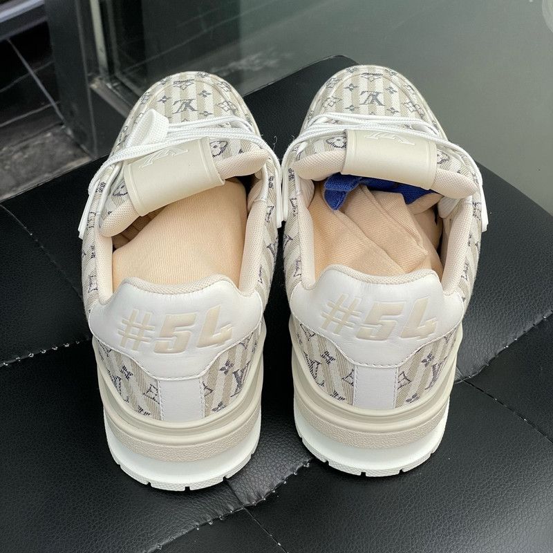 Louis Vuitton Louis Vuitton Trainer Low-Top Fashion Sneakers 0079 Size US 7.5 / EU 40-41 - 3 Thumbnail