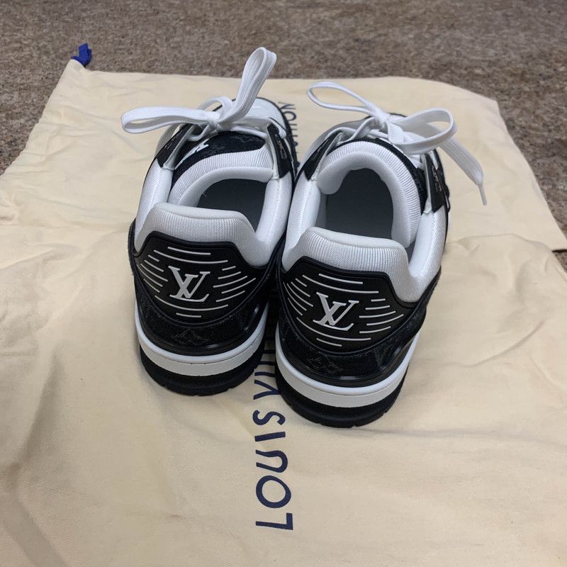Louis Vuitton Louis Vuitton Panda Print Low-Top Sneakers 0079 Size US 10.5 / EU 43-44 - 3 Thumbnail