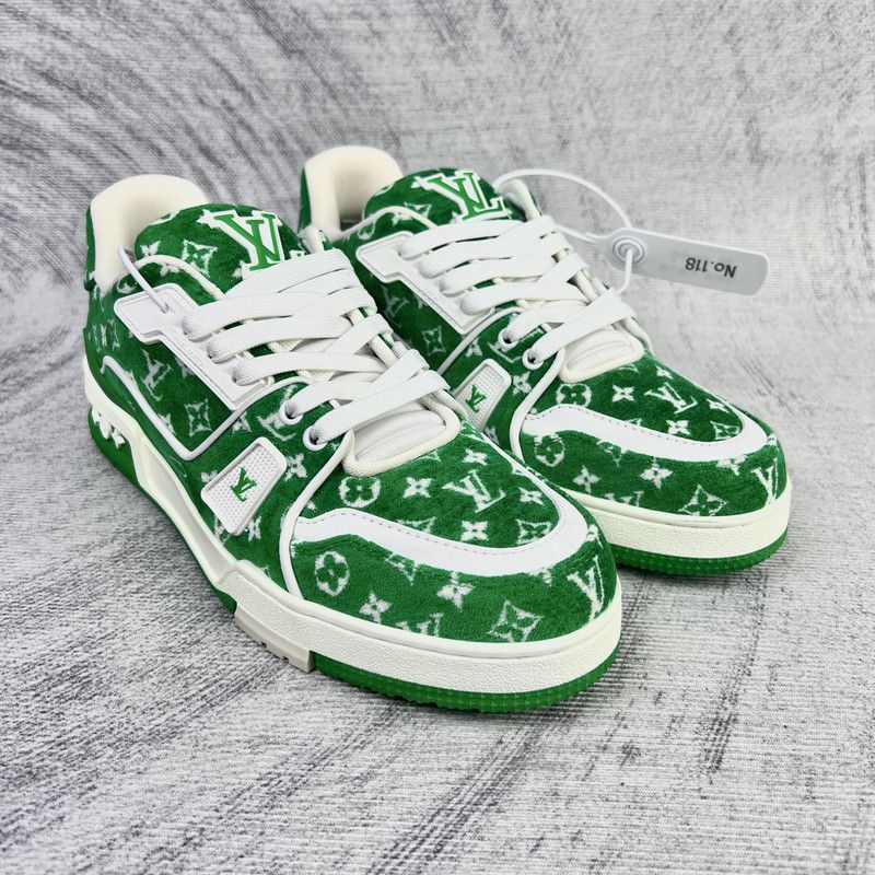 Louis Vuitton Louis Vuitton Green and White Low Top Sneakers 0079 Size US 8 / EU 41 - 6 Thumbnail
