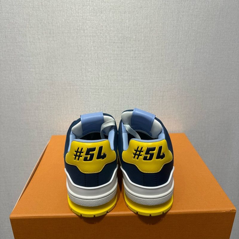 Louis Vuitton Louis Vuitton Trainer Low Top Sneakers for Men 0079 Size US 8.5 / EU 41-42 - 3 Thumbnail