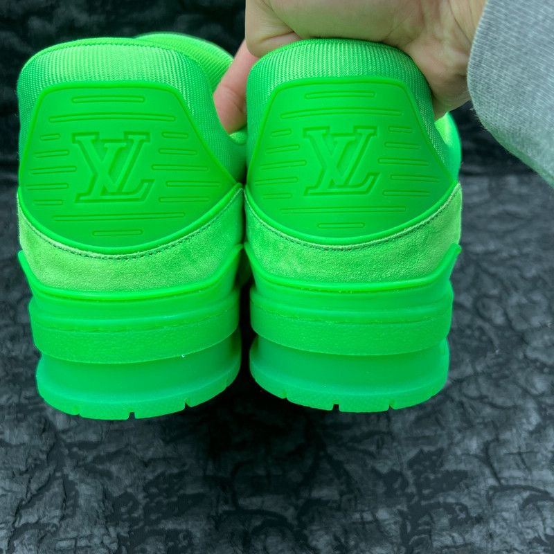 Louis Vuitton Louis Vuitton Trainer Low Top Sneakers in Green 0079 Size US 10.5 / EU 43-44 - 5 Thumbnail