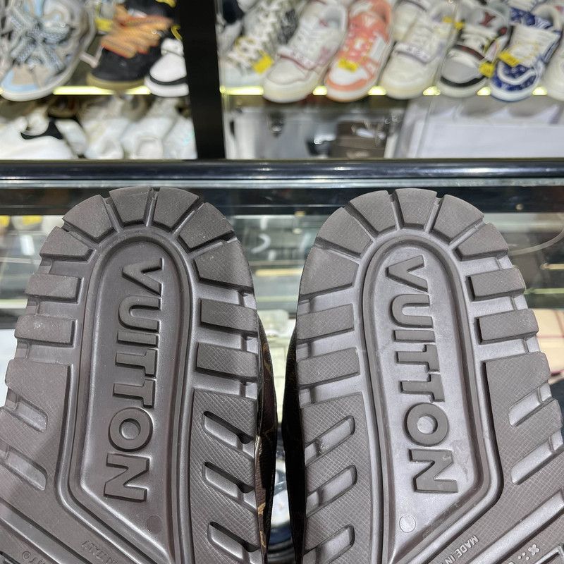 Louis Vuitton Louis Vuitton Trainer Maxi Low-Top Sneakers 0079 Size US 8 / EU 41 - 7 Thumbnail