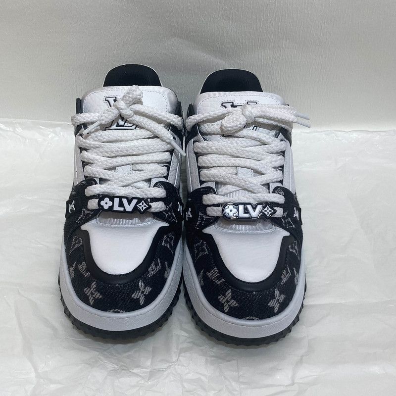 Louis Vuitton Louis Vuitton Trainer Maxi Low-Top Sneakers 0079 Size US 10.5 / EU 43-44 - 2 Thumbnail