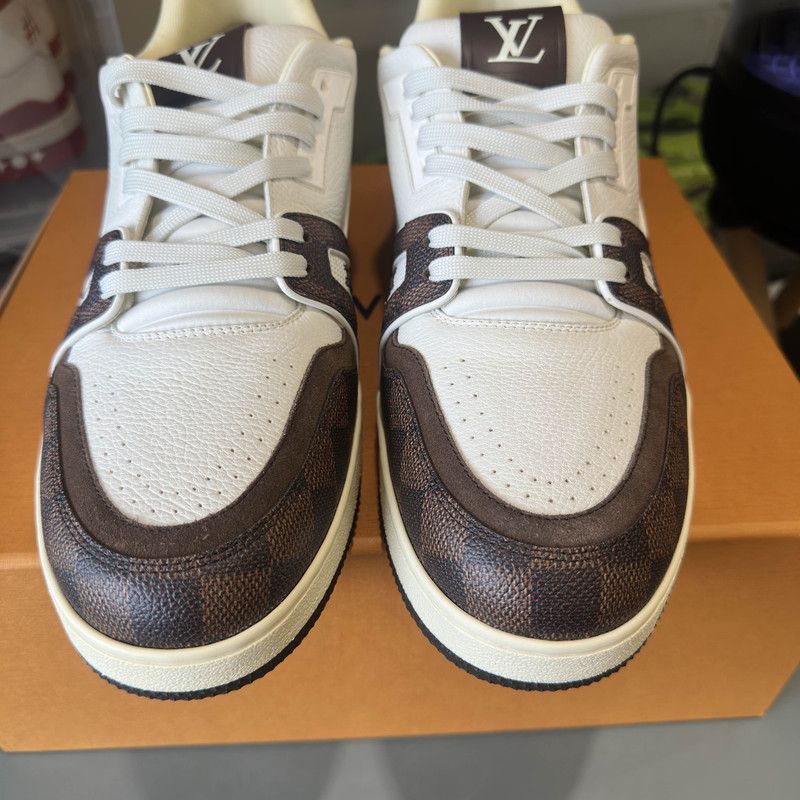 Louis Vuitton Louis Vuitton Low-Top Trainer Sneakers for Men and Women 0079 Size US 11 / EU 44 - 9 Thumbnail