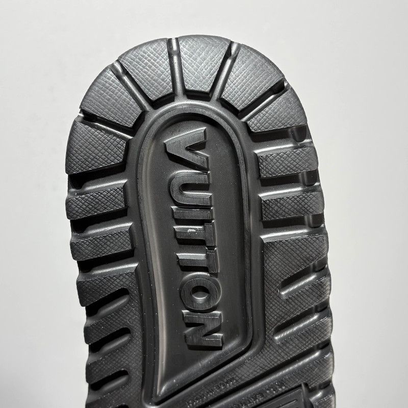 Louis Vuitton Louis Vuitton Trainer Maxi Low Top Sneakers 0079 Size US 5.5 / EU 38 - 9 Thumbnail