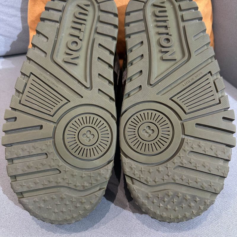Louis Vuitton Louis Vuitton Trainer Maxi Green Low-Top Sneakers 0079 Size US 9.5 / EU 42-43 - 7 Thumbnail