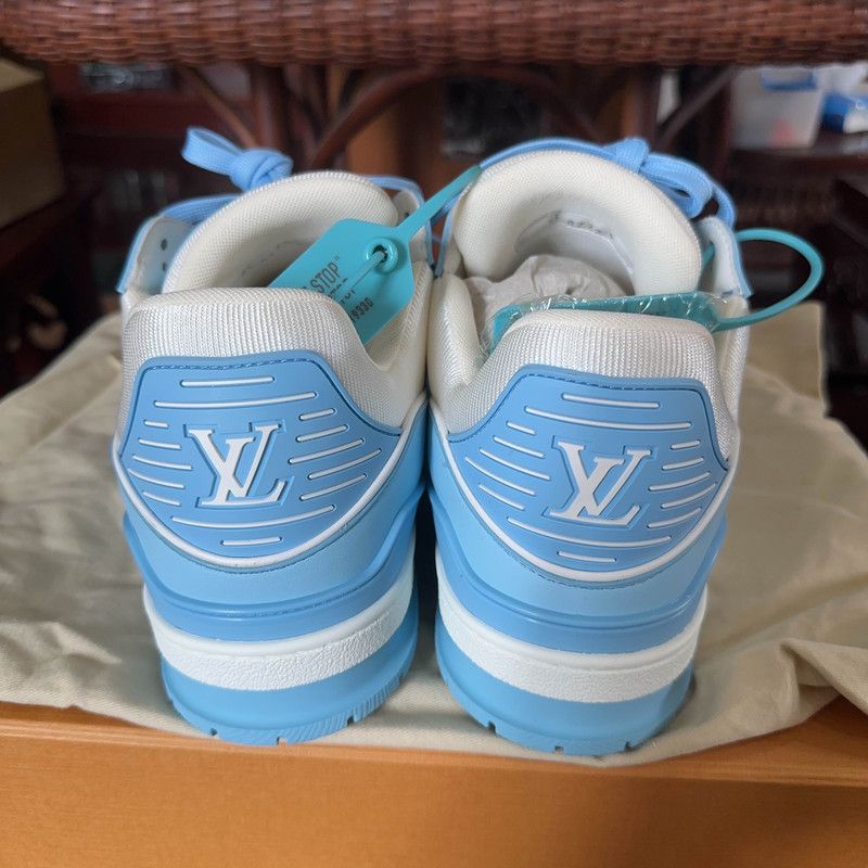 Louis Vuitton Louis Vuitton Trainer Low Top Sneakers in Sky Blue 0079 Size US 9.5 / EU 42-43 - 3 Thumbnail
