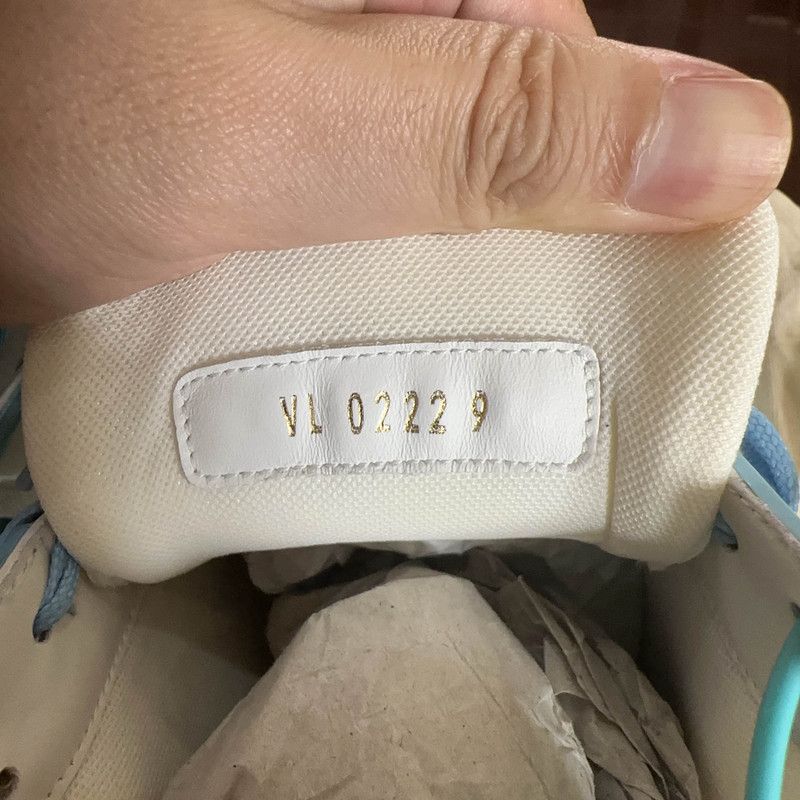 Louis Vuitton Louis Vuitton Trainer Low Top Sneakers in Sky Blue 0079 Size US 9.5 / EU 42-43 - 5 Thumbnail