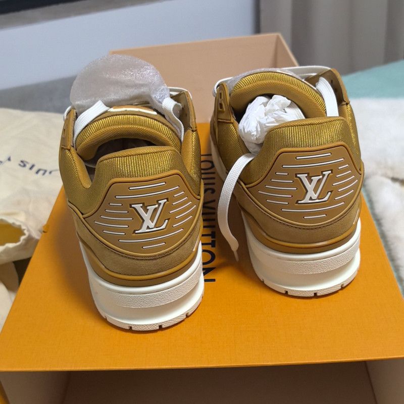 Louis Vuitton Louis Vuitton Trainer Low Top Sneakers in Orange 0079 Size US 8.5 / EU 41-42 - 3 Thumbnail