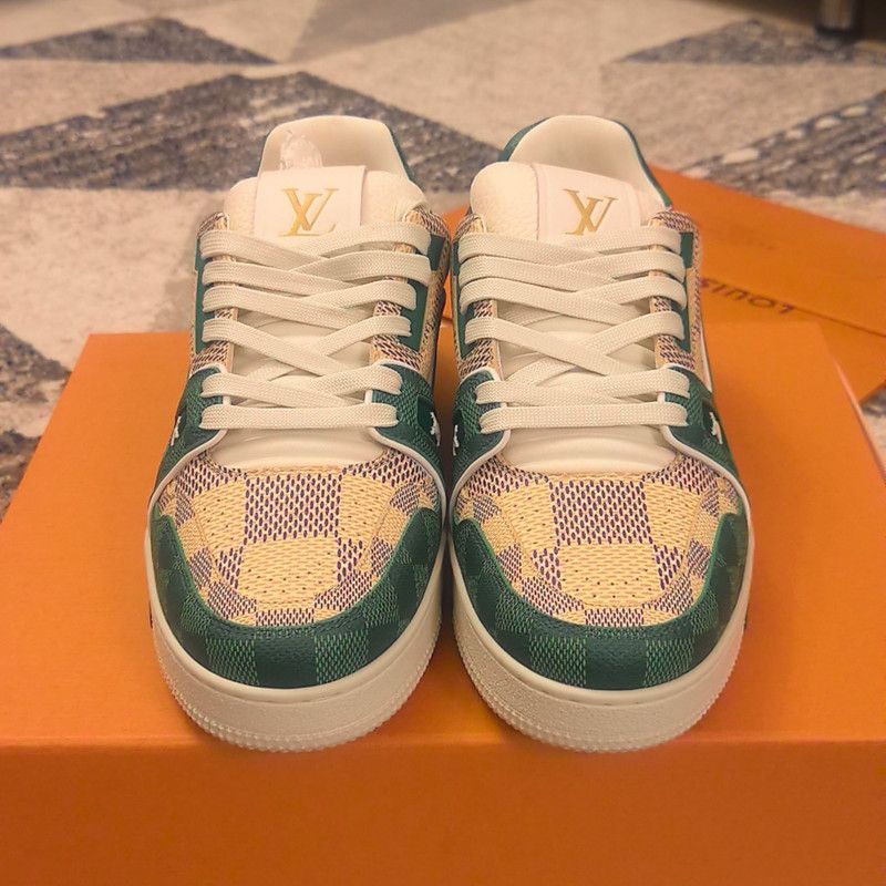 Louis Vuitton Louis Vuitton Trainer Low Top Sneakers for All 0079 Size US 9 / EU 42 - 2 Thumbnail