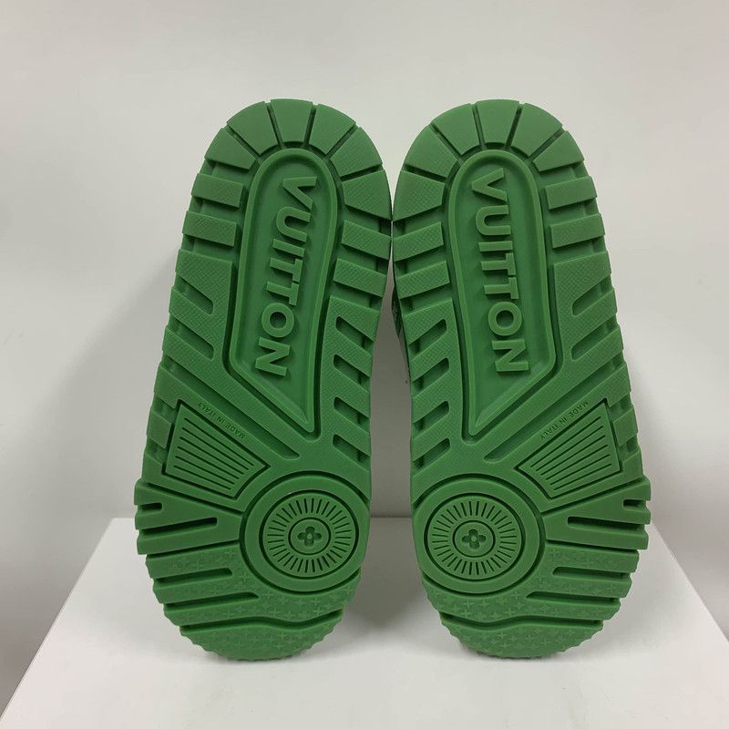 Louis Vuitton Louis Vuitton Trainer Maxi Green and White Sneakers 0079 Size US 8.5 / EU 41-42 - 4 Thumbnail