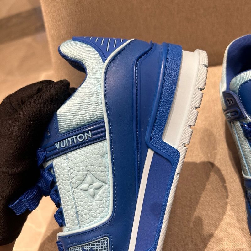 Louis Vuitton Louis Vuitton Trainer Blue Casual Sneakers for Men 0079 Size US 8.5 / EU 41-42 - 11 Thumbnail