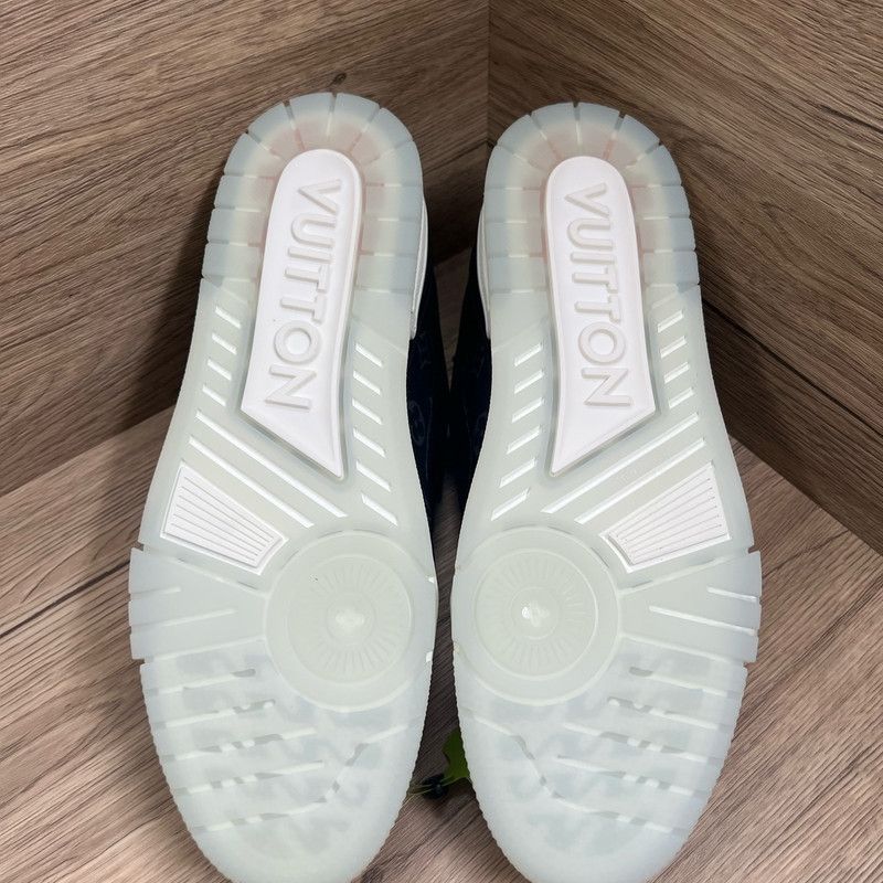 Louis Vuitton Louis Vuitton Trainer Stylish Low-Top Sneakers 0079 Size US 11 / EU 44 - 6 Thumbnail