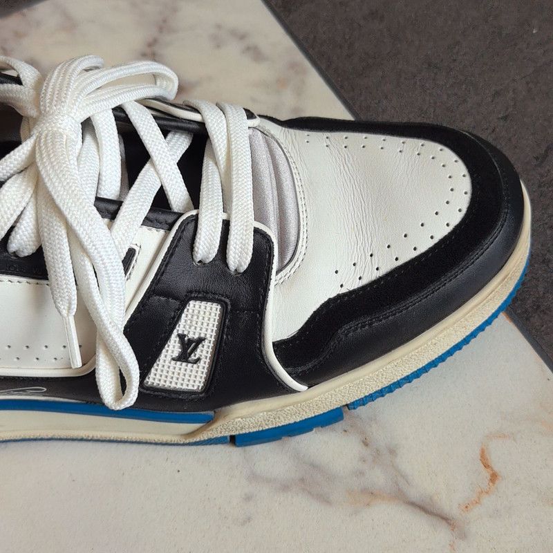 Louis Vuitton Louis Vuitton Trainer Black and Blue Sneakers 0079 Size US 9.5 / EU 42-43 - 6 Thumbnail