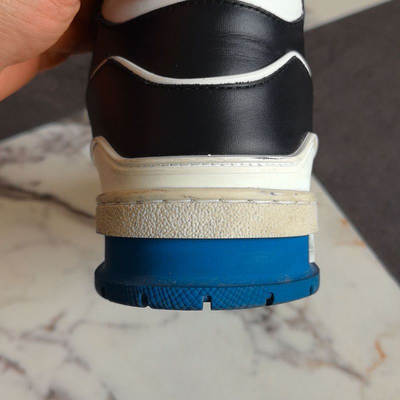 Louis Vuitton Louis Vuitton Trainer Black and Blue Sneakers 0079 Size US 9.5 / EU 42-43 - 7 Thumbnail
