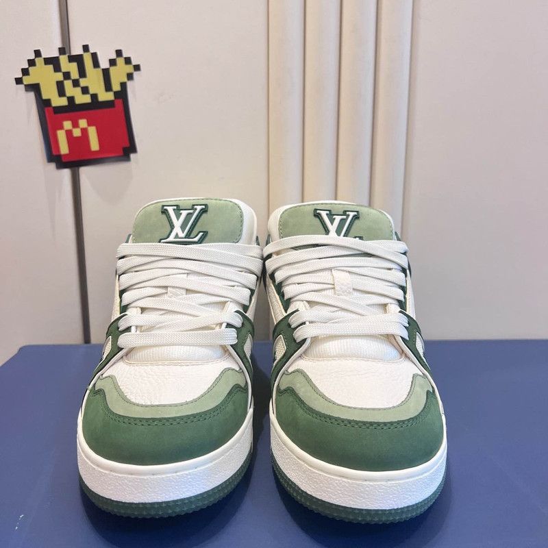 Louis Vuitton Louis Vuitton Green and White Trainer Sneaker 0079 Size US 8.5 / EU 41-42 - 2 Thumbnail