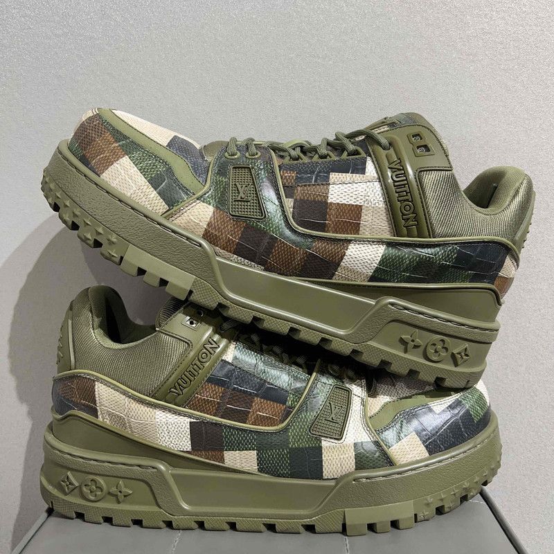 Louis Vuitton Louis Vuitton Trainer Maxi Low Top Sneakers in Green 0079 Size US 9.5 / EU 42-43 - 7 Thumbnail