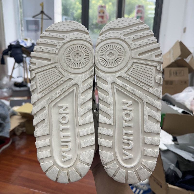 Louis Vuitton Louis Vuitton Trainer Maxi 2025 Sneakers 0079 Size US 8.5 / EU 41-42 - 4 Thumbnail