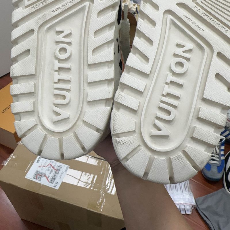Louis Vuitton Louis Vuitton Trainer Maxi 2025 Sneakers 0079 Size US 8.5 / EU 41-42 - 10 Thumbnail