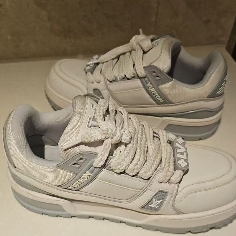 Louis Vuitton Louis Vuitton Trainer Maxi Low-Top Sneakers 0079 Size US 9 / EU 42 - 6 Thumbnail