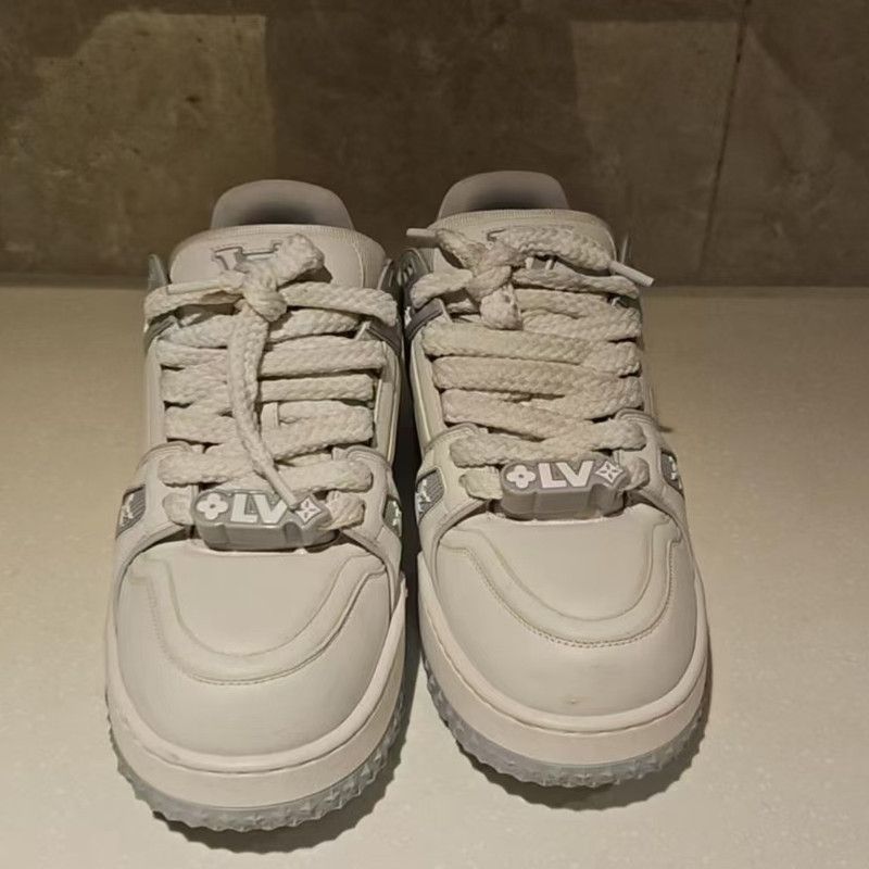 Louis Vuitton Louis Vuitton Trainer Maxi Low-Top Sneakers 0079 Size US 9 / EU 42 - 2 Thumbnail