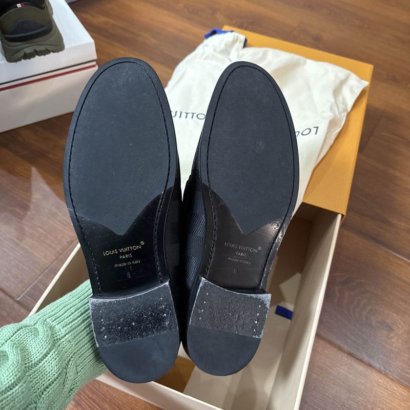 Louis Vuitton Louis Vuitton Black Leather Fashion Loafers for Men 0079 Size US 8.5 / EU 41-42 - 4 Thumbnail