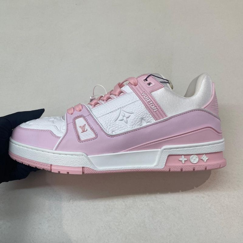 Louis Vuitton Louis Vuitton Trainer Low Top Fashion Sneakers 0079 Size US 9 / EU 42 - 10 Thumbnail