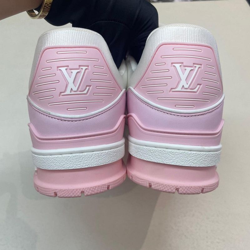 Louis Vuitton Louis Vuitton Trainer Low Top Fashion Sneakers 0079 Size US 9 / EU 42 - 7 Thumbnail
