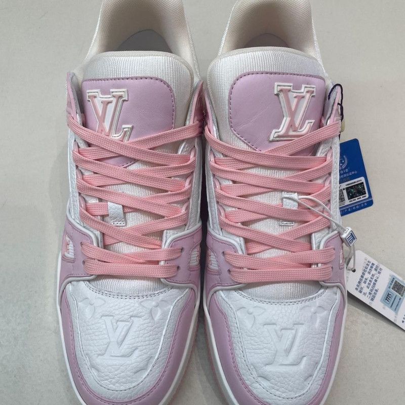 Louis Vuitton Louis Vuitton Trainer Low Top Fashion Sneakers 0079 Size US 9 / EU 42 - 6 Thumbnail