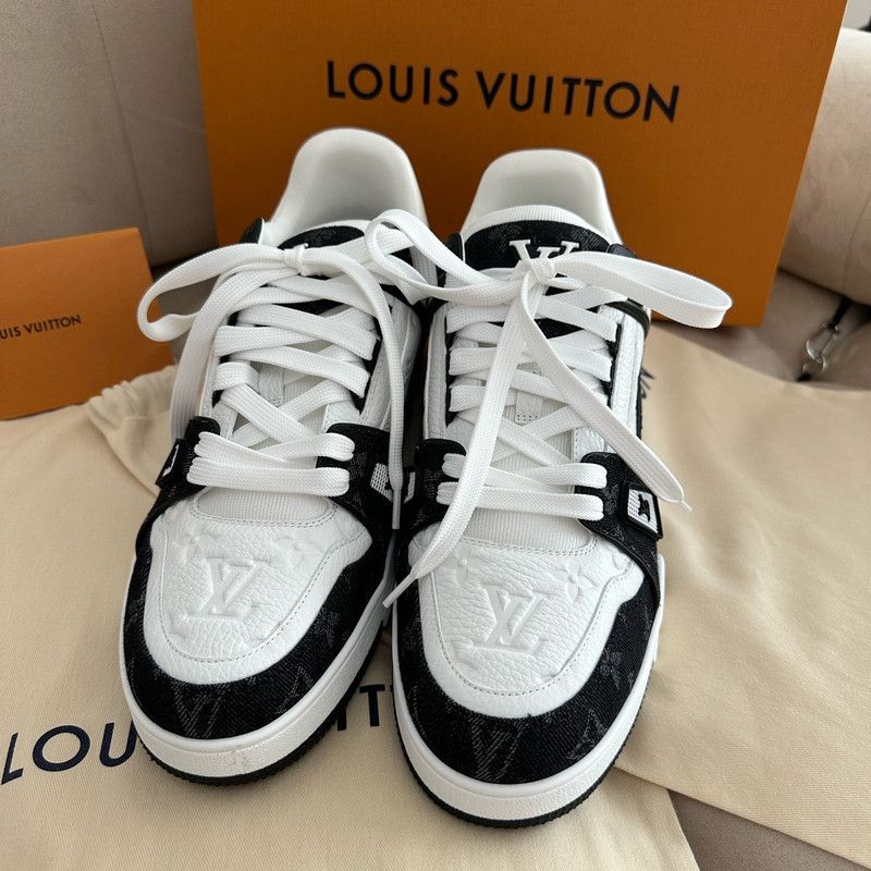 Louis Vuitton Louis Vuitton Panda Pattern Low-Top Sneakers 0079 Size US 10.5 / EU 43-44 - 4 Thumbnail
