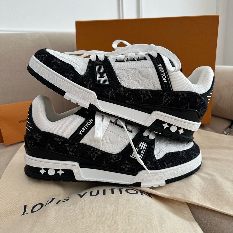 Louis Vuitton Louis Vuitton Panda Pattern Low-Top Sneakers 0079 Size US 10.5 / EU 43-44 - 7 Thumbnail