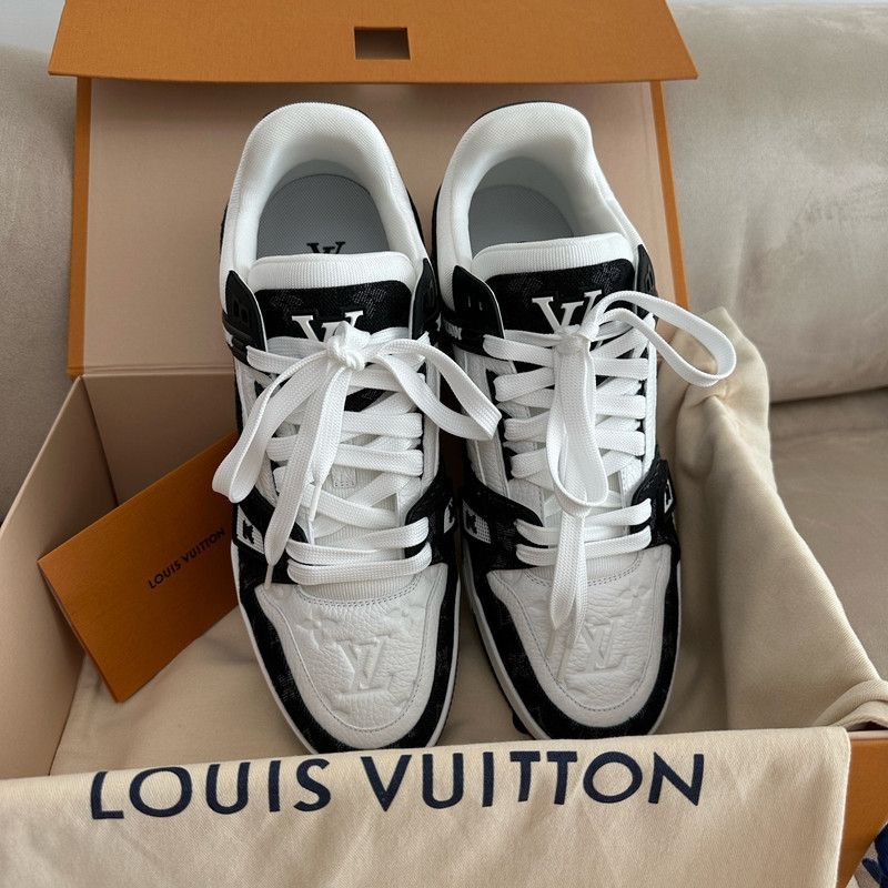 Louis Vuitton Louis Vuitton Panda Pattern Low-Top Sneakers 0079 Size US 10.5 / EU 43-44 - 9 Thumbnail